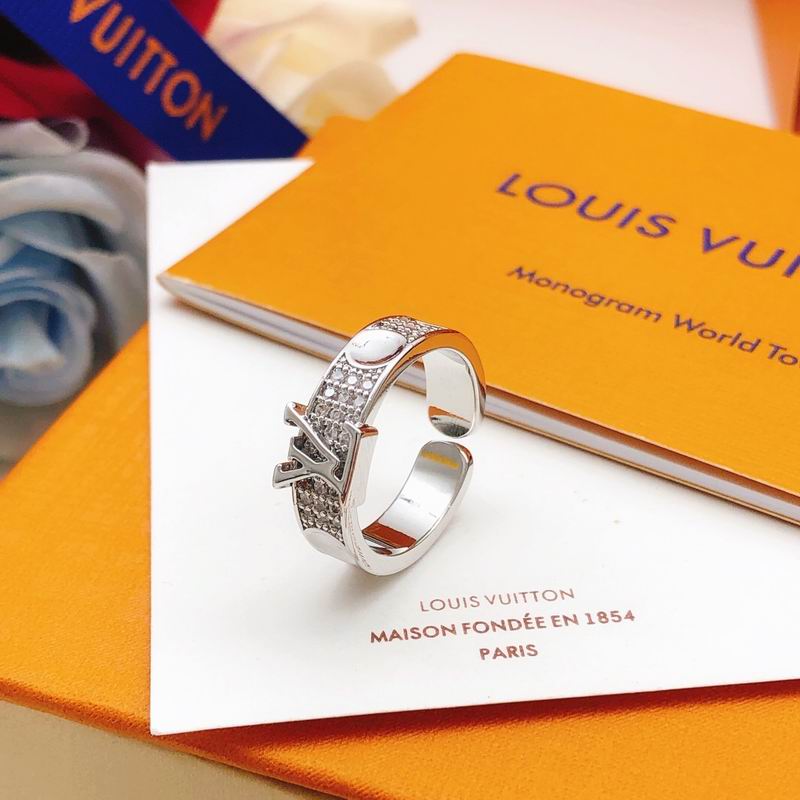 LV Ring 03lyr136 (1)